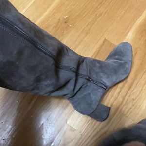 Women’s suede boots